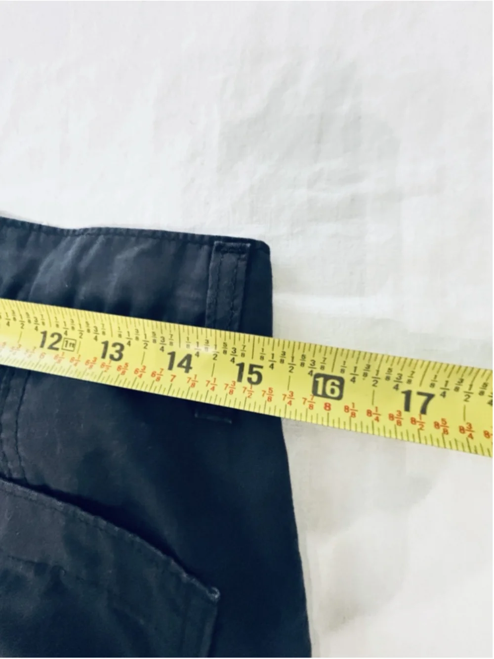 Levi’s Women’s Superlow Cargo Pants 26x32 Black Low Rise Wide Leg Y2K Style